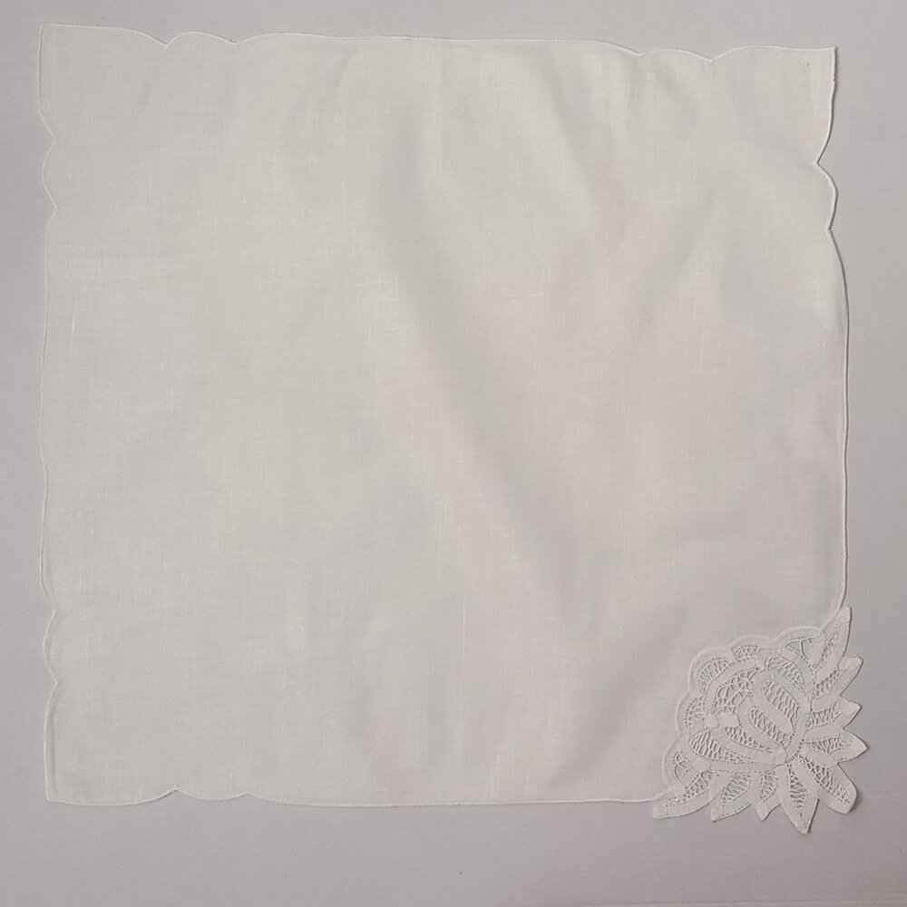 Set of 12 Handmade Dinner Napkins White Cotton Cutwork Embroidery 16.5"x16.5" - Picture 1 of 4